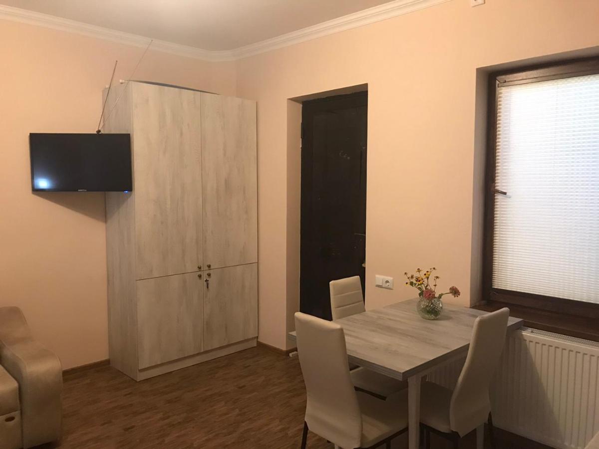 Ani-A Apartment ซิคนาคี ภายนอก รูปภาพ